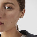 Brincos Motif com Espinélio