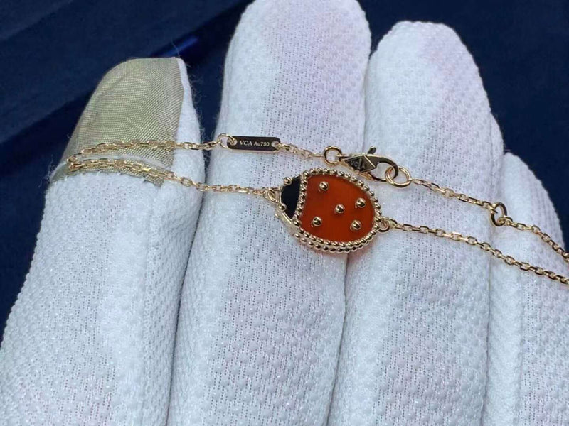 Pulseira Lucky Spring Joaninha Com Asas Fechadas