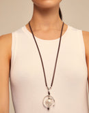 Colar Longo de Couro e Perola - Aphrodite Joias