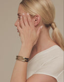 Pulseira de Couro com Três Fios